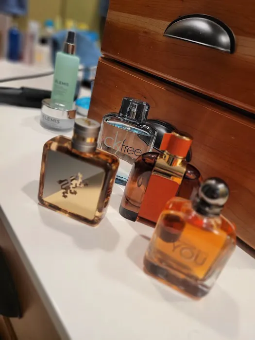 Perfumania 6