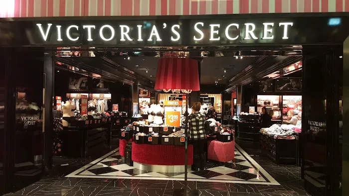 Victoria's Secret & PINK by Victoria's Secret 6