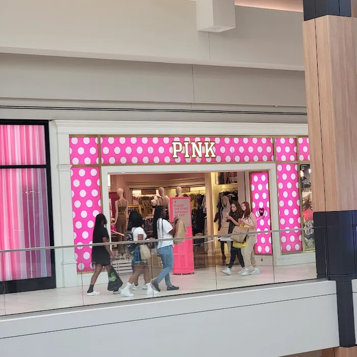 Victoria's Secret & PINK by Victoria's Secret 8