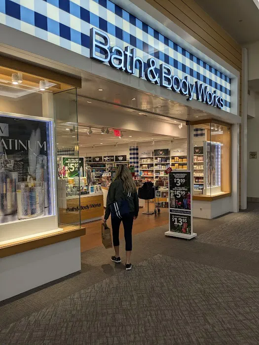 Bath & Body Works 2