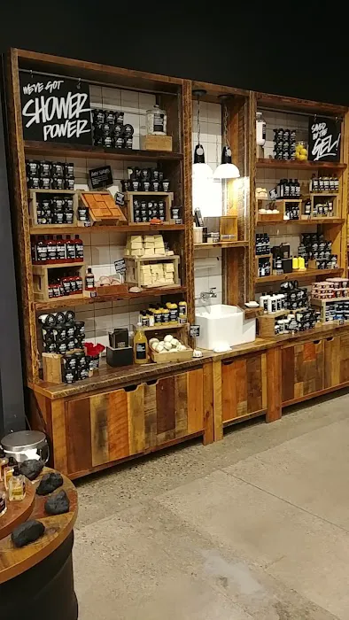 Lush Cosmetics Mall of America 9