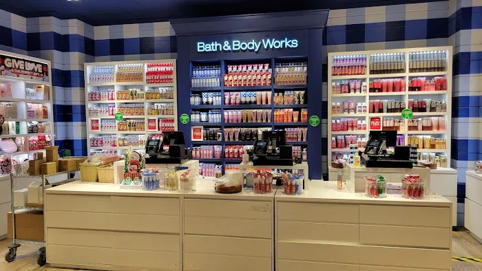 Bath & Body Works 2