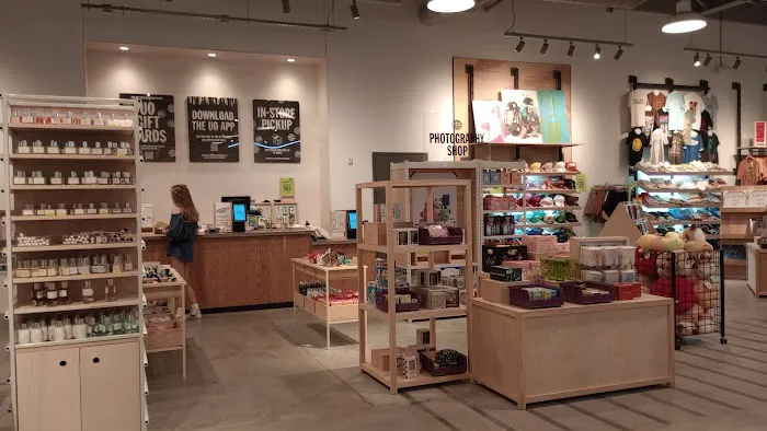 Urban Outfitters 3
