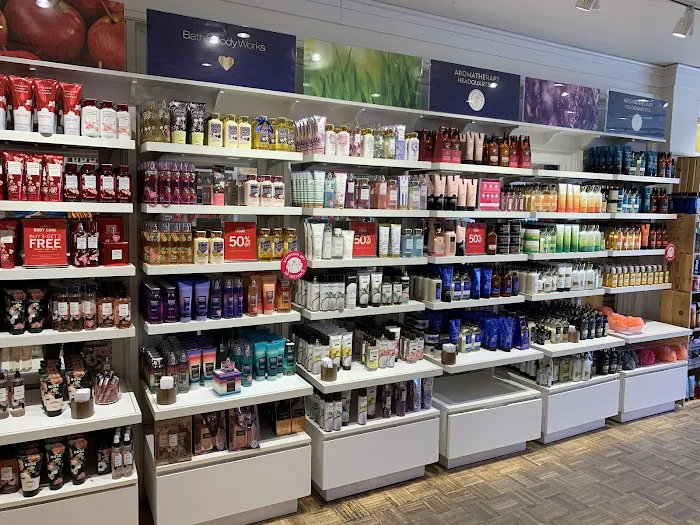 Bath & Body Works 4