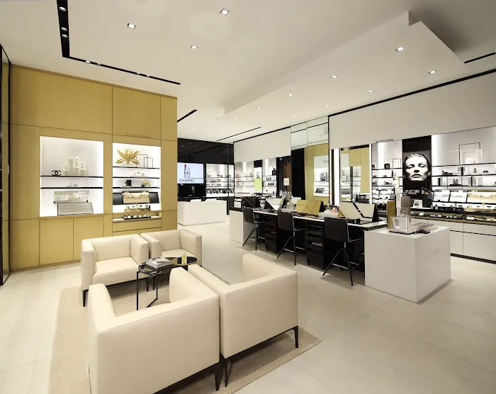 CHANEL FRAGRANCE AND BEAUTY BOUTIQUE 2