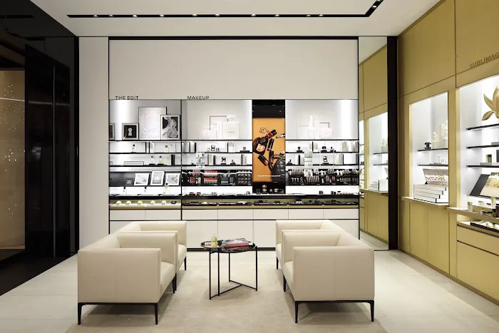CHANEL FRAGRANCE AND BEAUTY BOUTIQUE 6