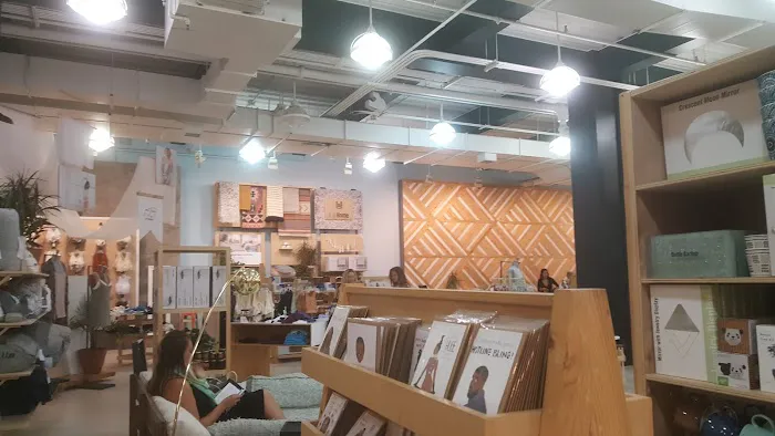 Urban Outfitters 5