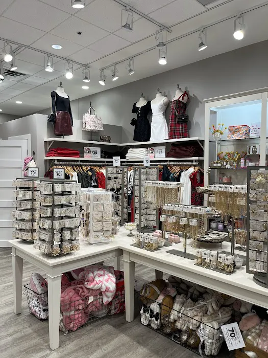 francesca's 4
