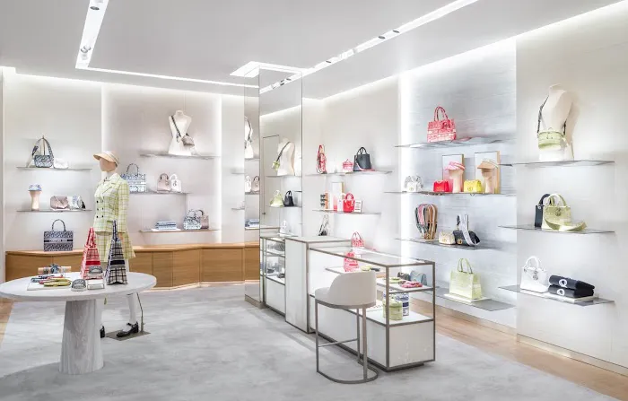 DIOR Nordstrom Mall of America 9