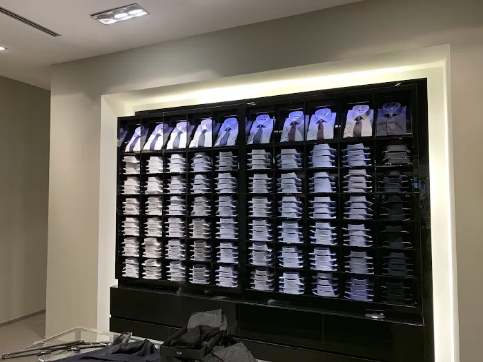 BOSS Store - Mall of America 1
