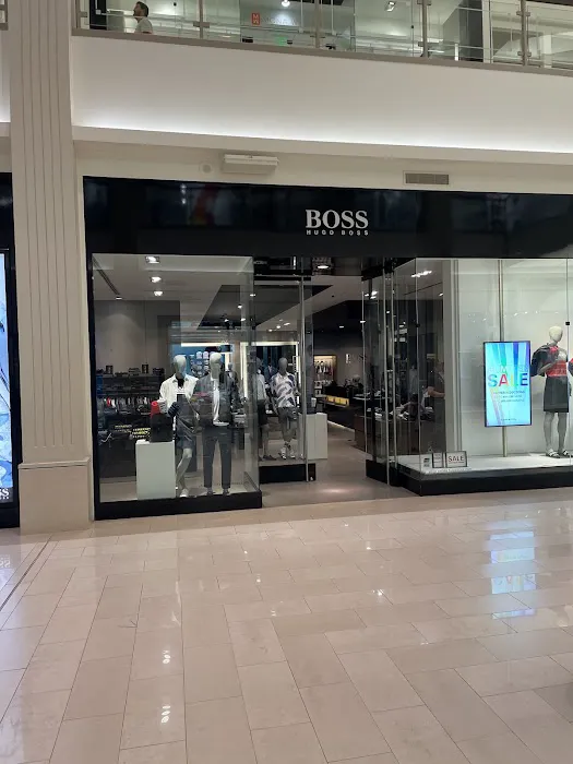 BOSS Store - Mall of America 4