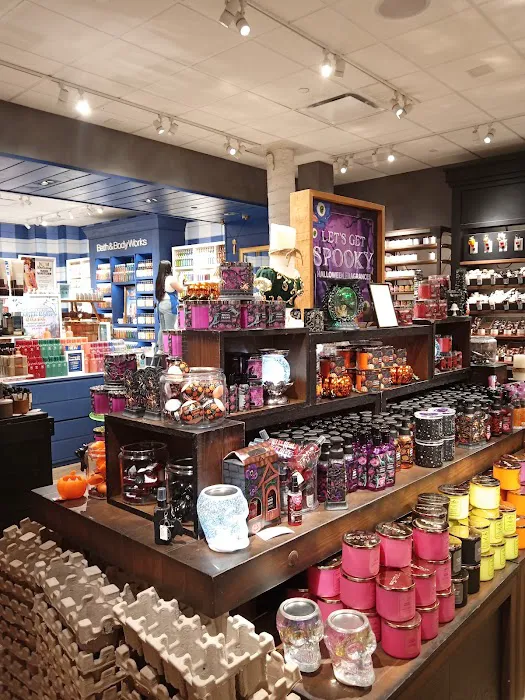 Bath & Body Works 2