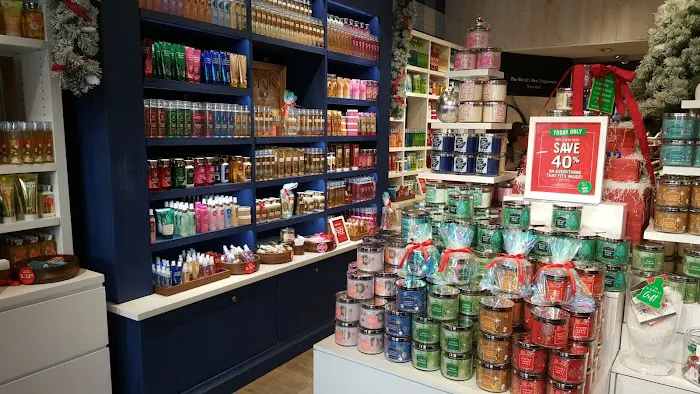 Bath & Body Works 8