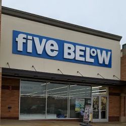 Five Below ico