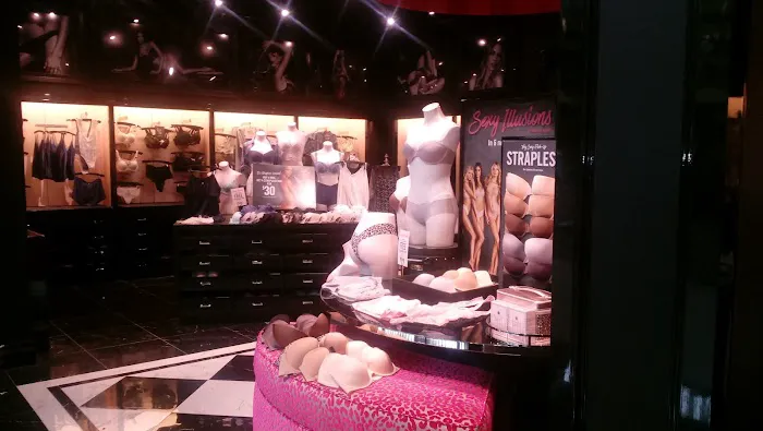 Victoria's Secret & PINK by Victoria's Secret 1