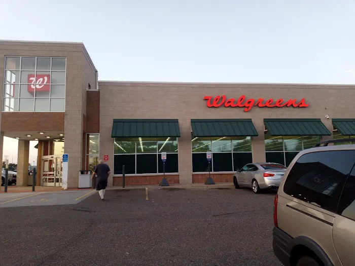 Walgreens 4