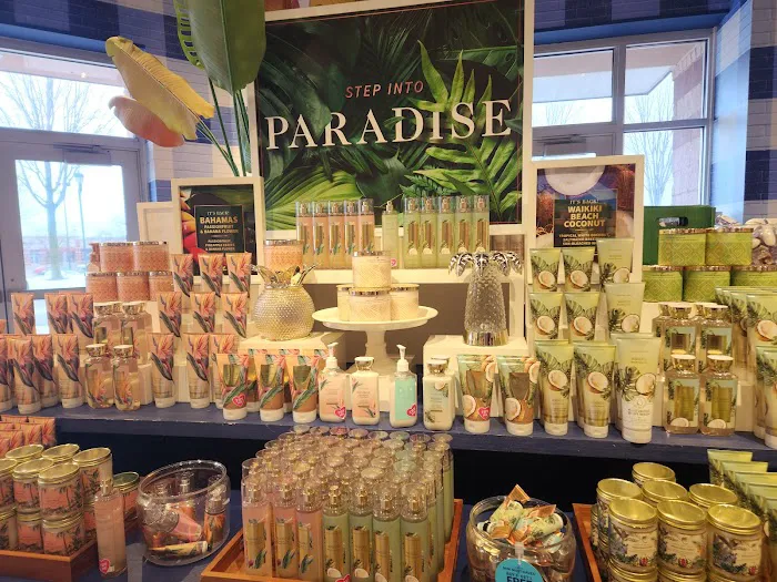 Bath & Body Works 1
