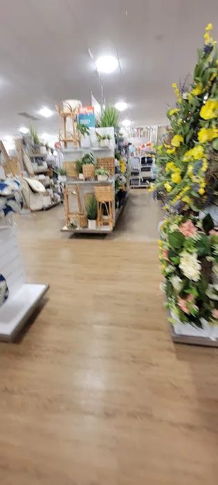 T.J. Maxx & HomeGoods 0