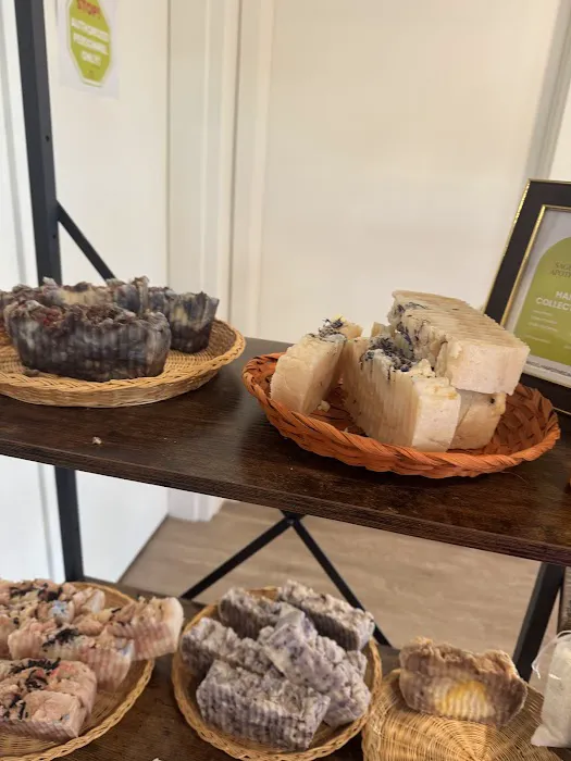 Sage & Elm Apothecary 6