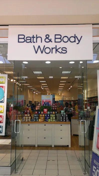 Bath & Body Works 1