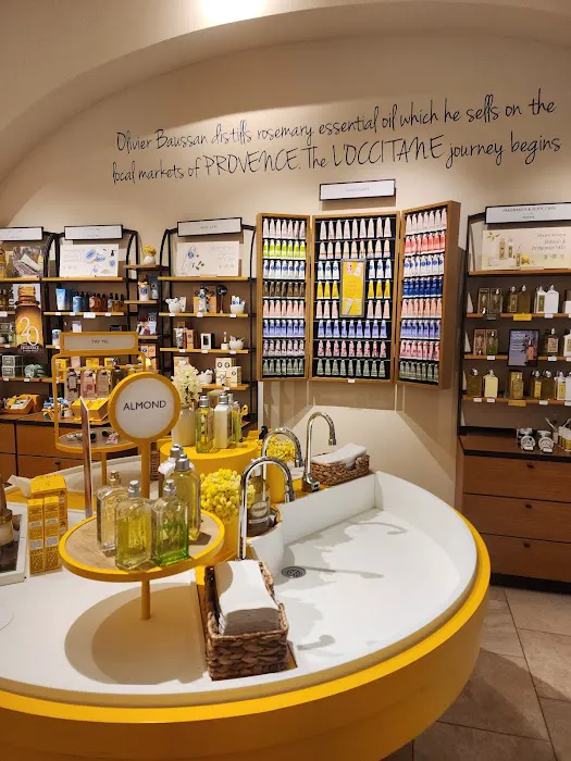 L'OCCITANE EN PROVENCE 1
