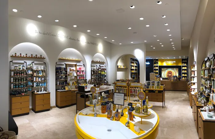L'OCCITANE EN PROVENCE 3