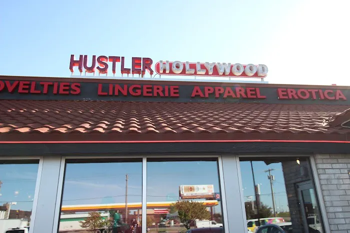 HUSTLER® Hollywood 9