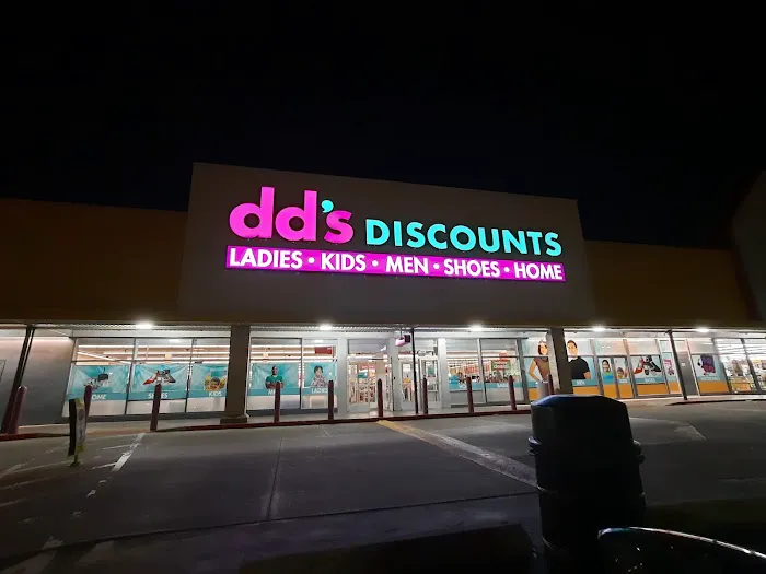 dd's DISCOUNTS 3
