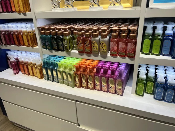 Bath & Body Works 3