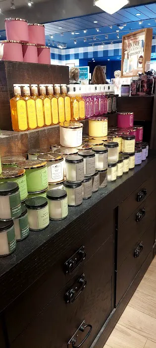 Bath & Body Works 6