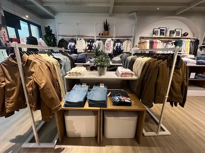 Abercrombie & Fitch 5
