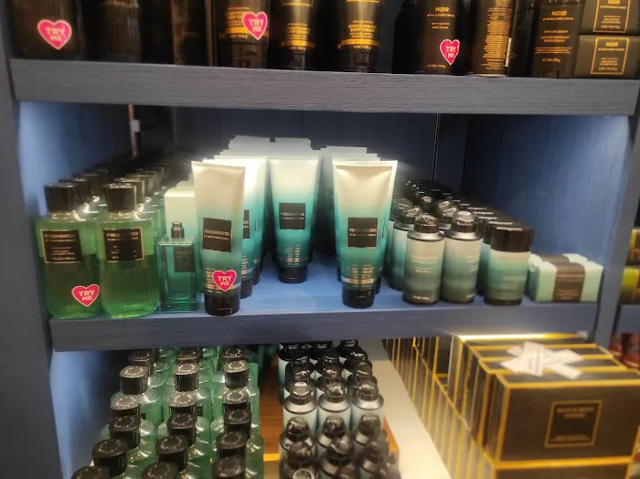 Bath & Body Works 2