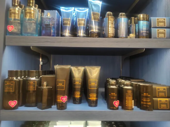 Bath & Body Works 6