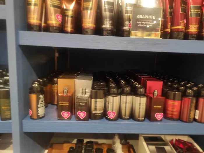 Bath & Body Works 8