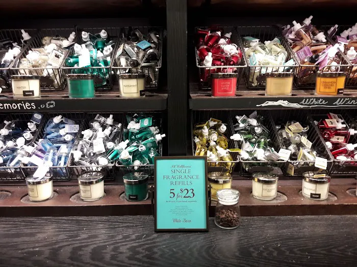 Bath & Body Works 1
