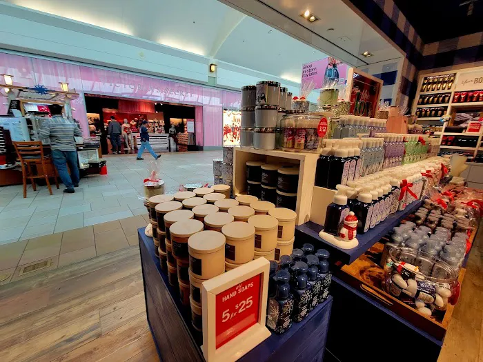 Bath & Body Works 3
