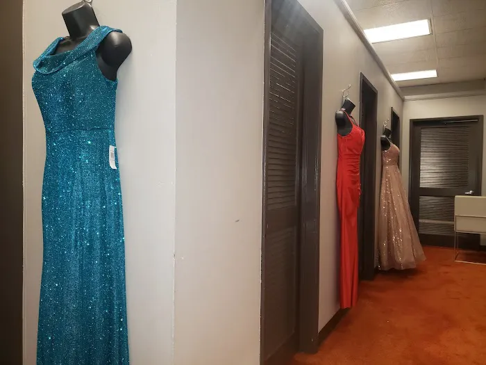 Dillard's 6