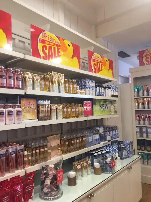 Bath & Body Works 7