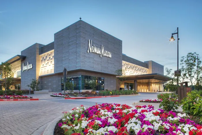 Neiman Marcus 2