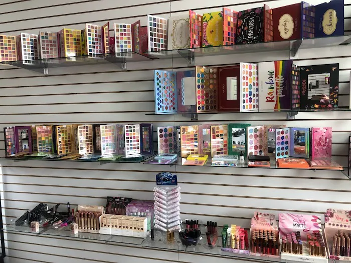 SOMAR perfumes, cosmetics and more 4