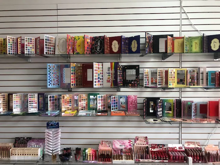 SOMAR perfumes, cosmetics and more 9