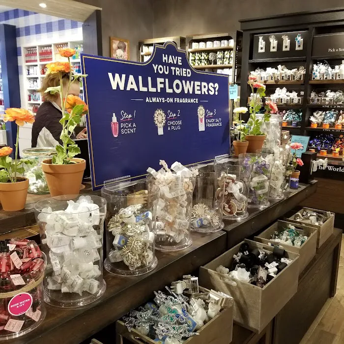 Bath & Body Works 8
