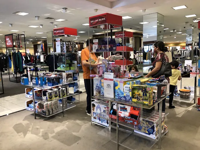 Macy's 4