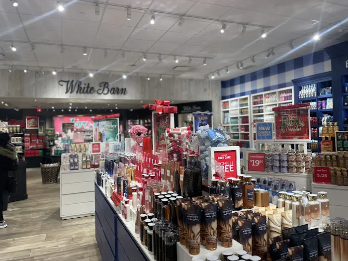 Bath & Body Works 1