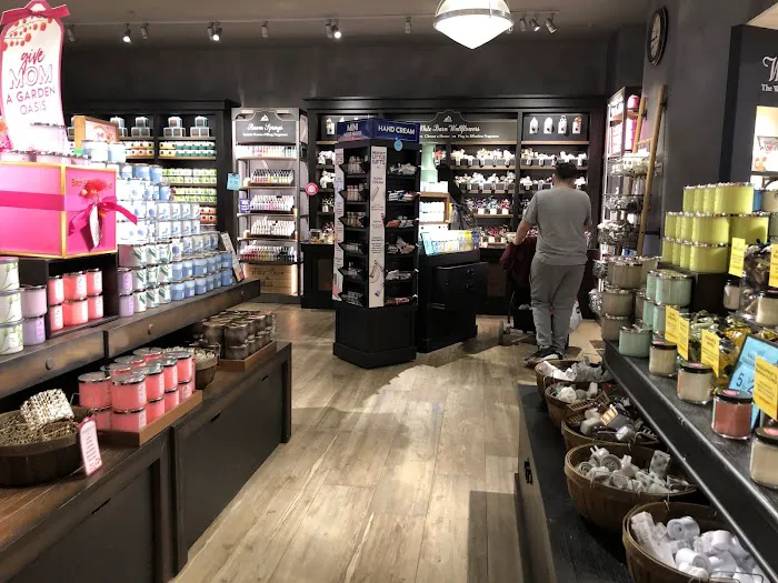 Bath & Body Works 7