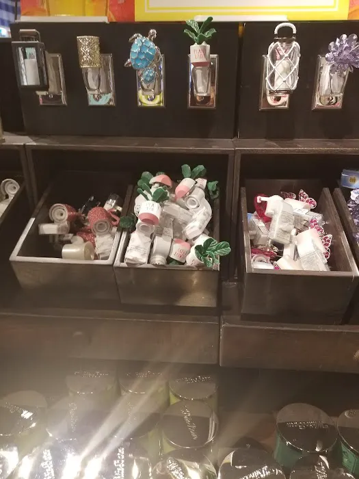 Bath & Body Works 6
