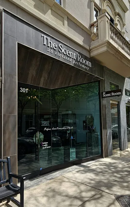 The Scent Room - An Elevated Perfumery 1