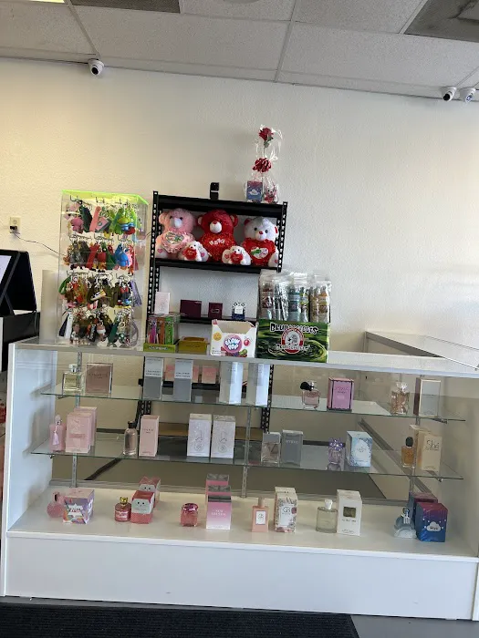 Perfumes & More 2
