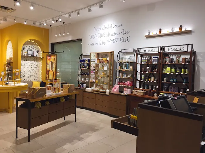 L'OCCITANE EN PROVENCE 6