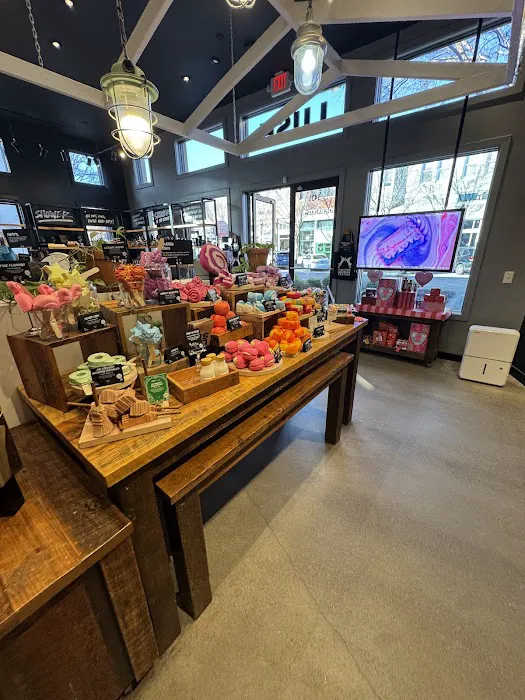 Lush Cosmetics Southlake 0